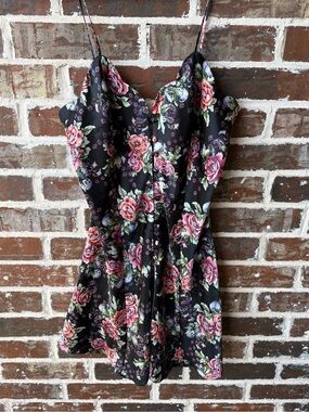 Victoria's Secret Gold Label Floral Button Front Chemise Size Large Vintage
